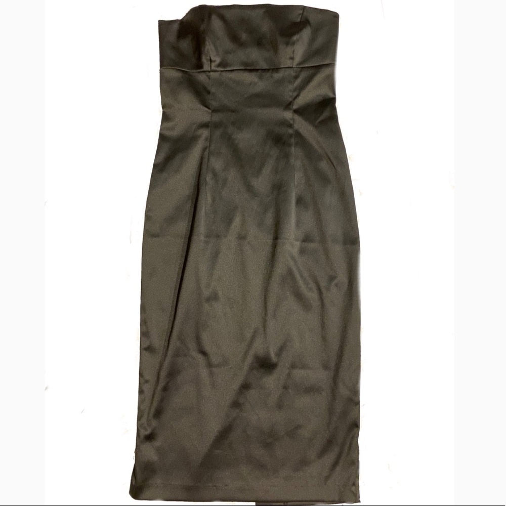 Black Satin Like Midi Strapless Dress